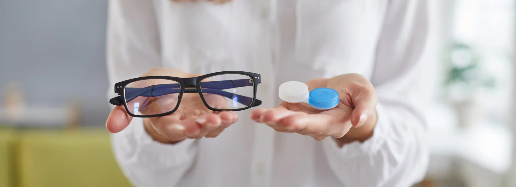 LASIK vs Glasses vs Contact Lenses Drishtikunj Netralaya - Post Image